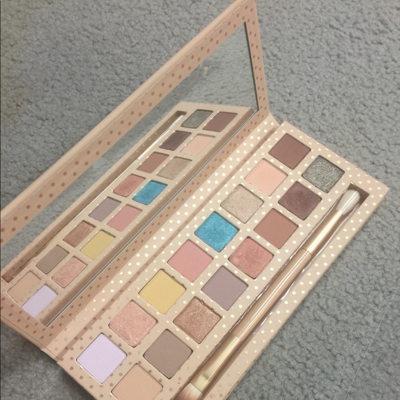 Kylie Cosmetics Eyeshadows Bronzer - Picture 1 of 8